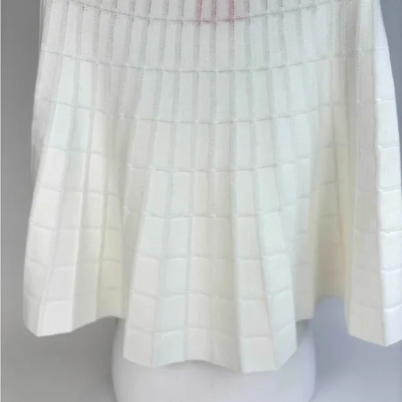 🎉HP🥳 Solid and Striped White Knit Set - Picture 12 of 12